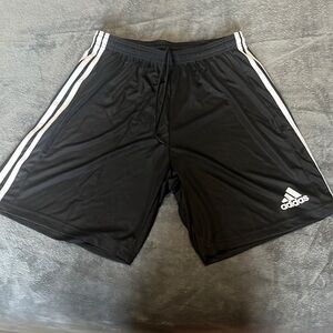 Adidas youth shorts size M